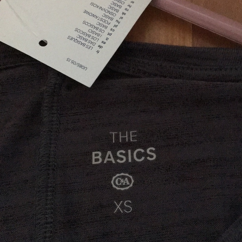 NWT C&A long tee - Picture 3 of 5